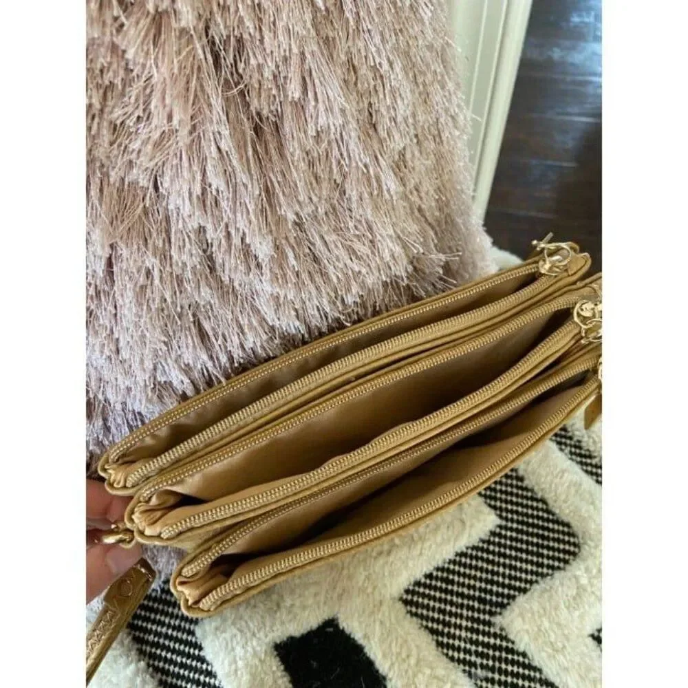 Michael Kors Wallet/Wristlet/Purse
